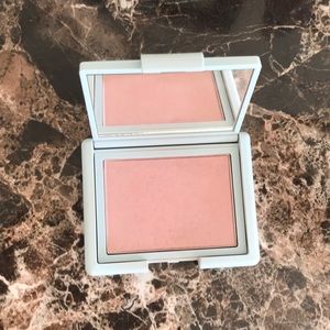 Nars Erdem Blush in “Loves Me Not”